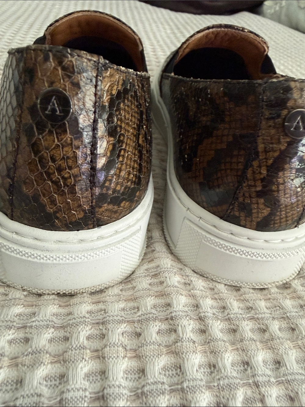 Aquatalia Loafers size 7.5 worn once! - Picture 7 of 8